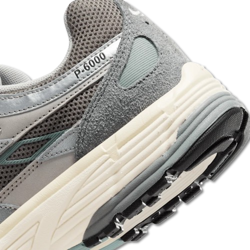 M NIKE P-6000