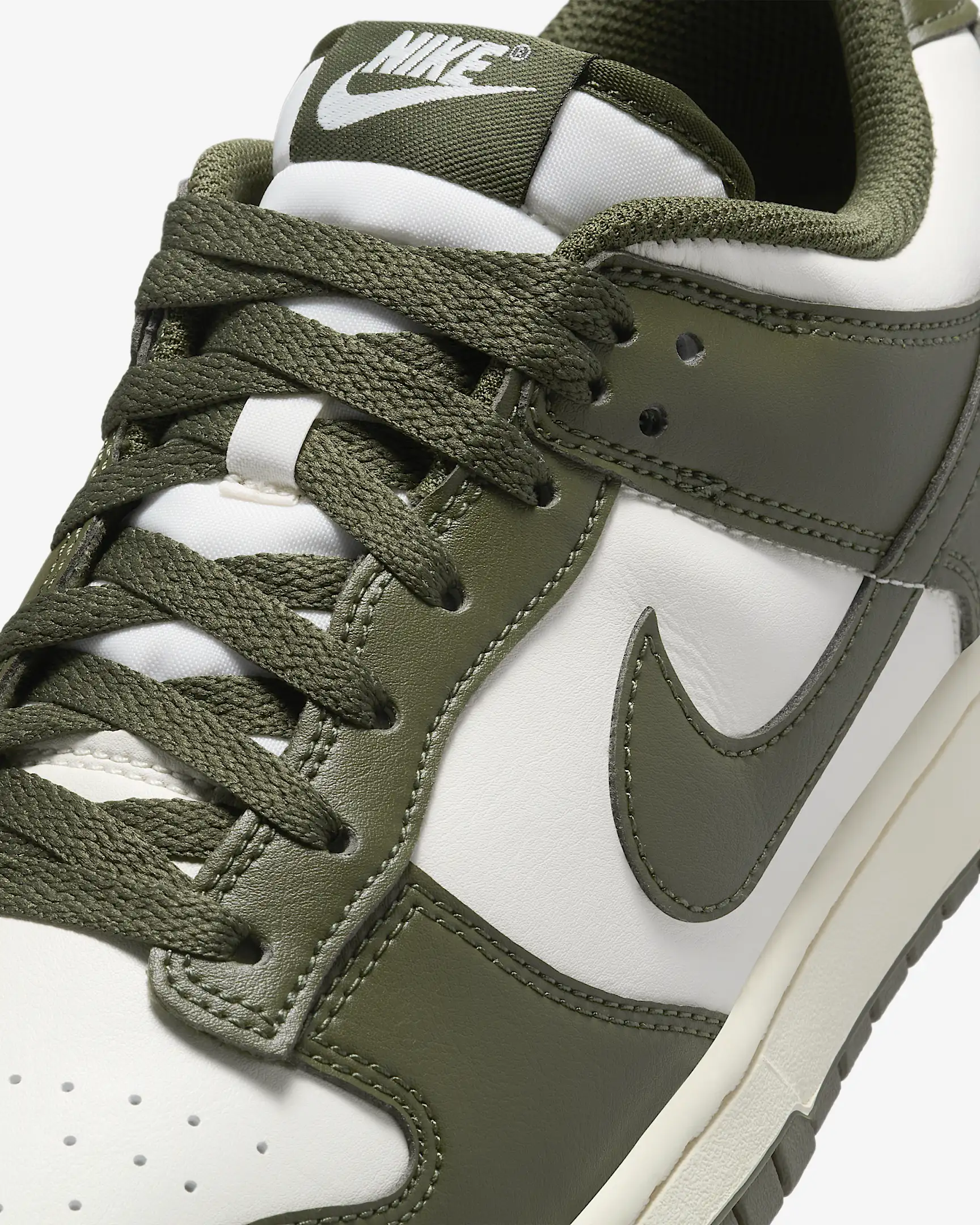 M DUNK LOW RETRO