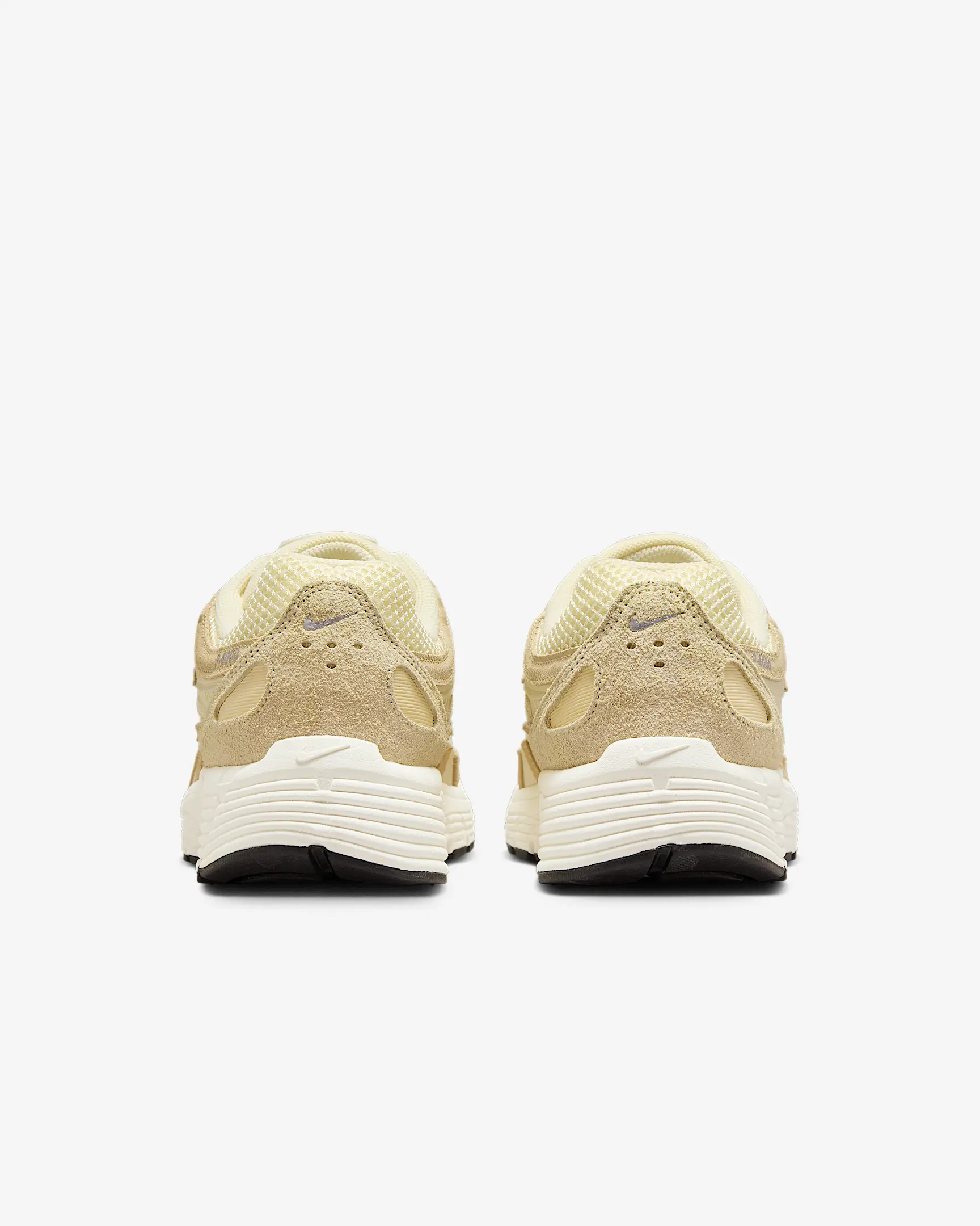 M NIKE P-6000 SE