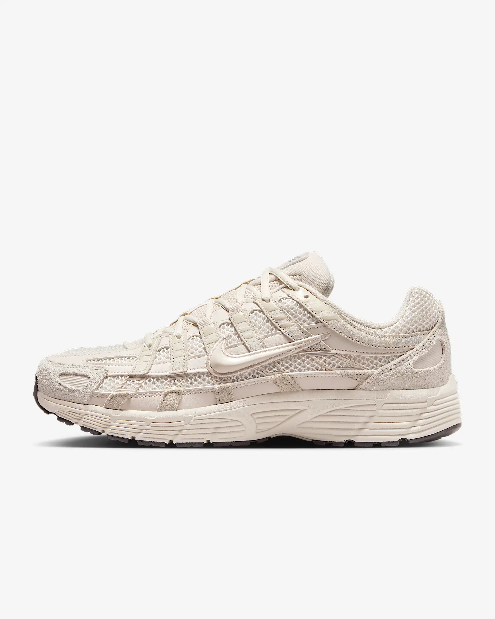 M NIKE P-6000