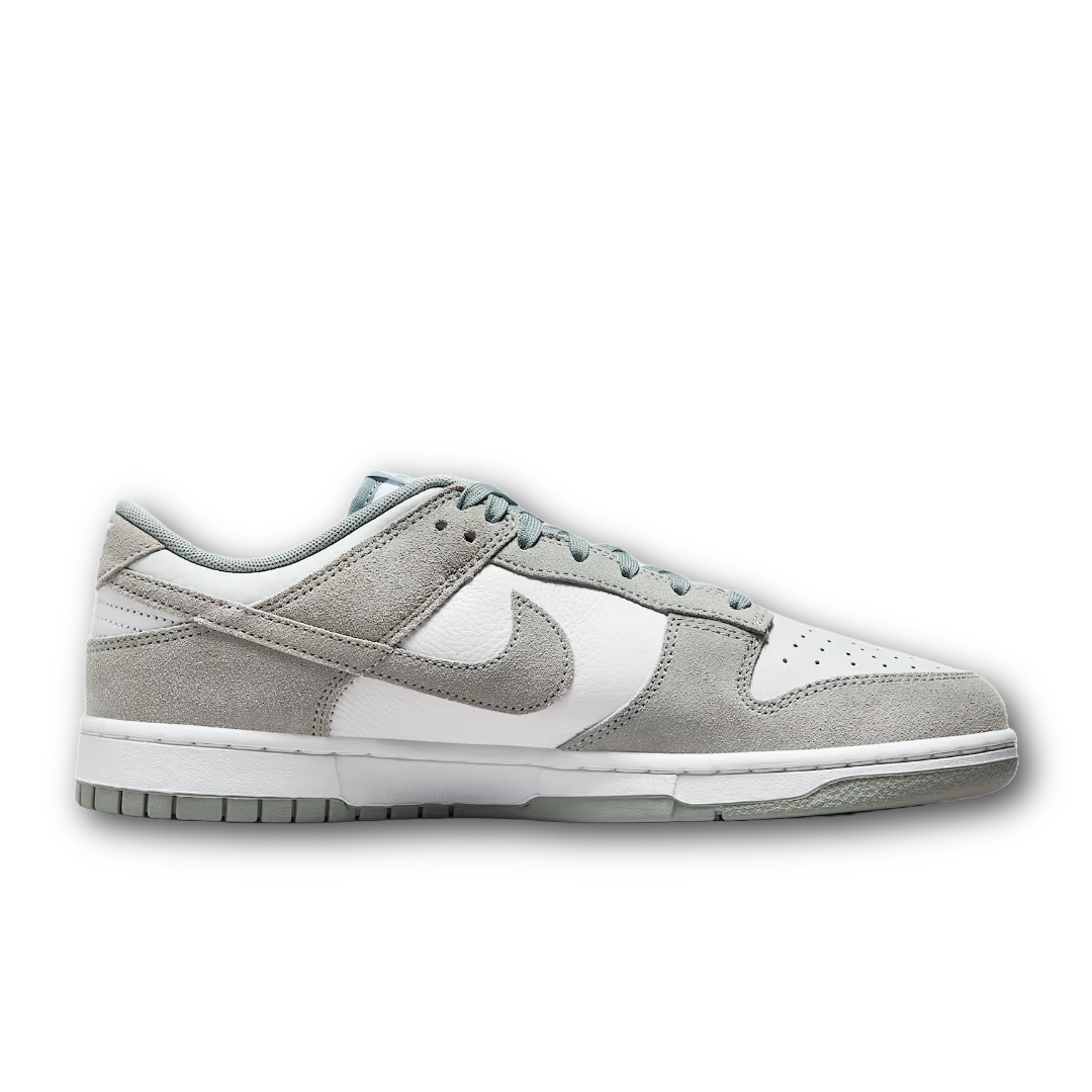 DUNK LOW RETRO SE