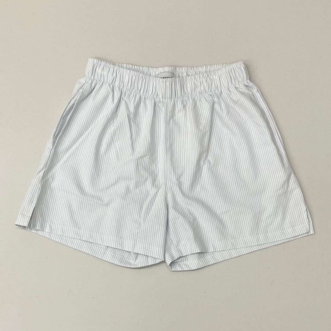 BOXER-STYLE SHORTS