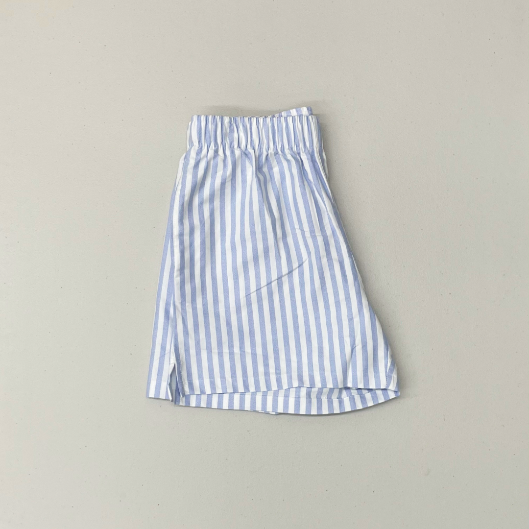 BOXER-STYLE SHORTS