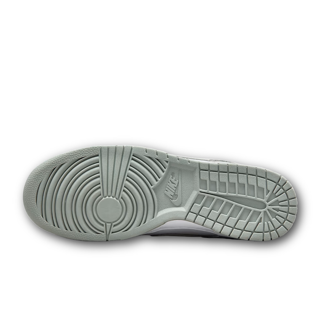 DUNK LOW RETRO SE