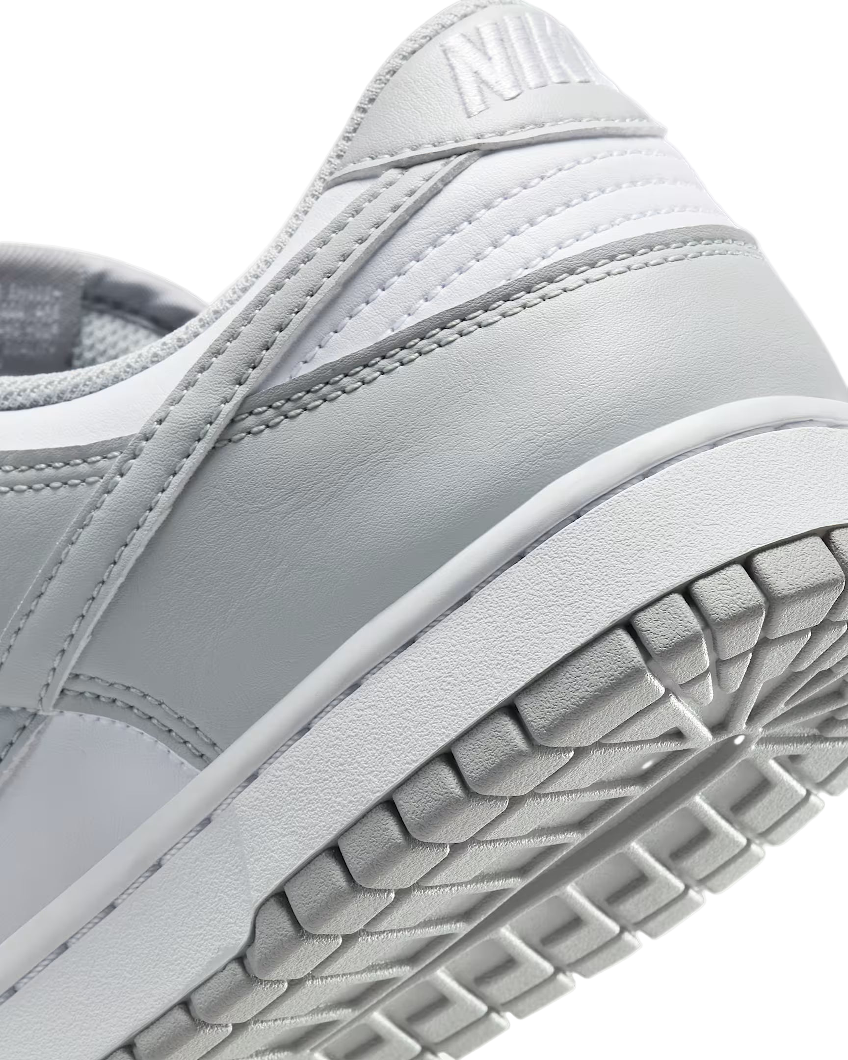 M DUNK LOW RETRO